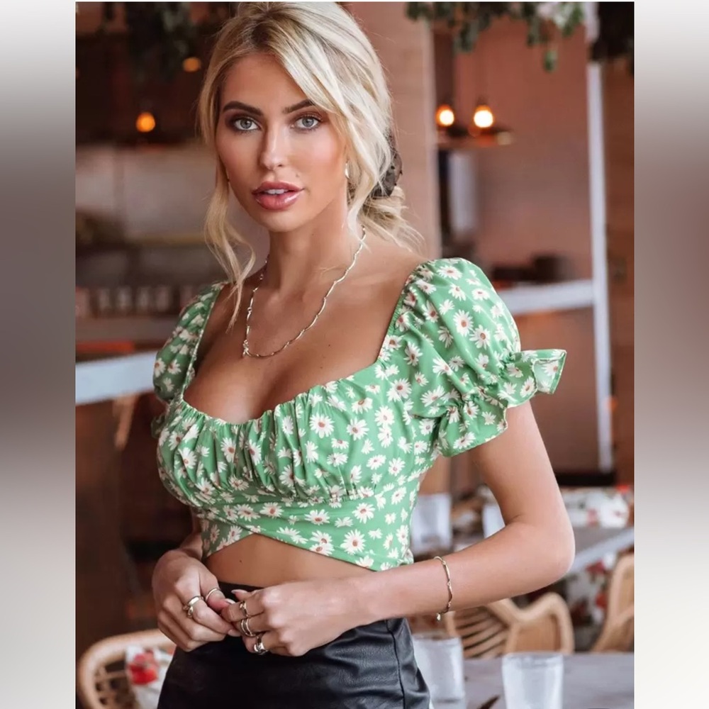 Floral Green Puff Sleeve Crop Top
